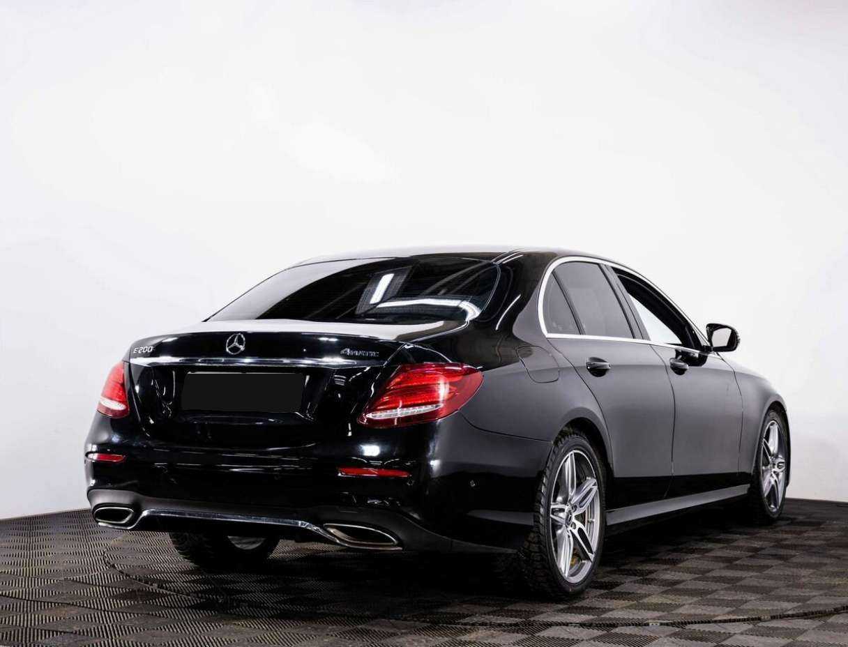 Купить Mercedes-Benz E-Класс с пробегом. Фото: #5