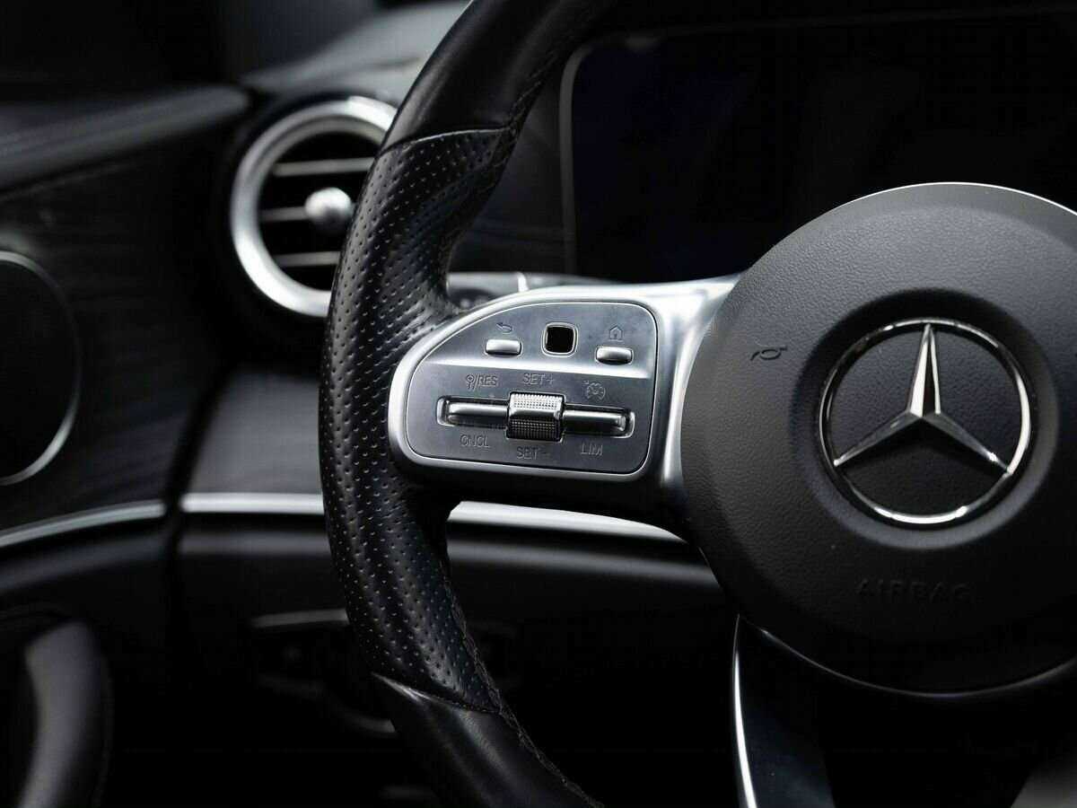Купить Mercedes-Benz E-Класс с пробегом. Фото: #16