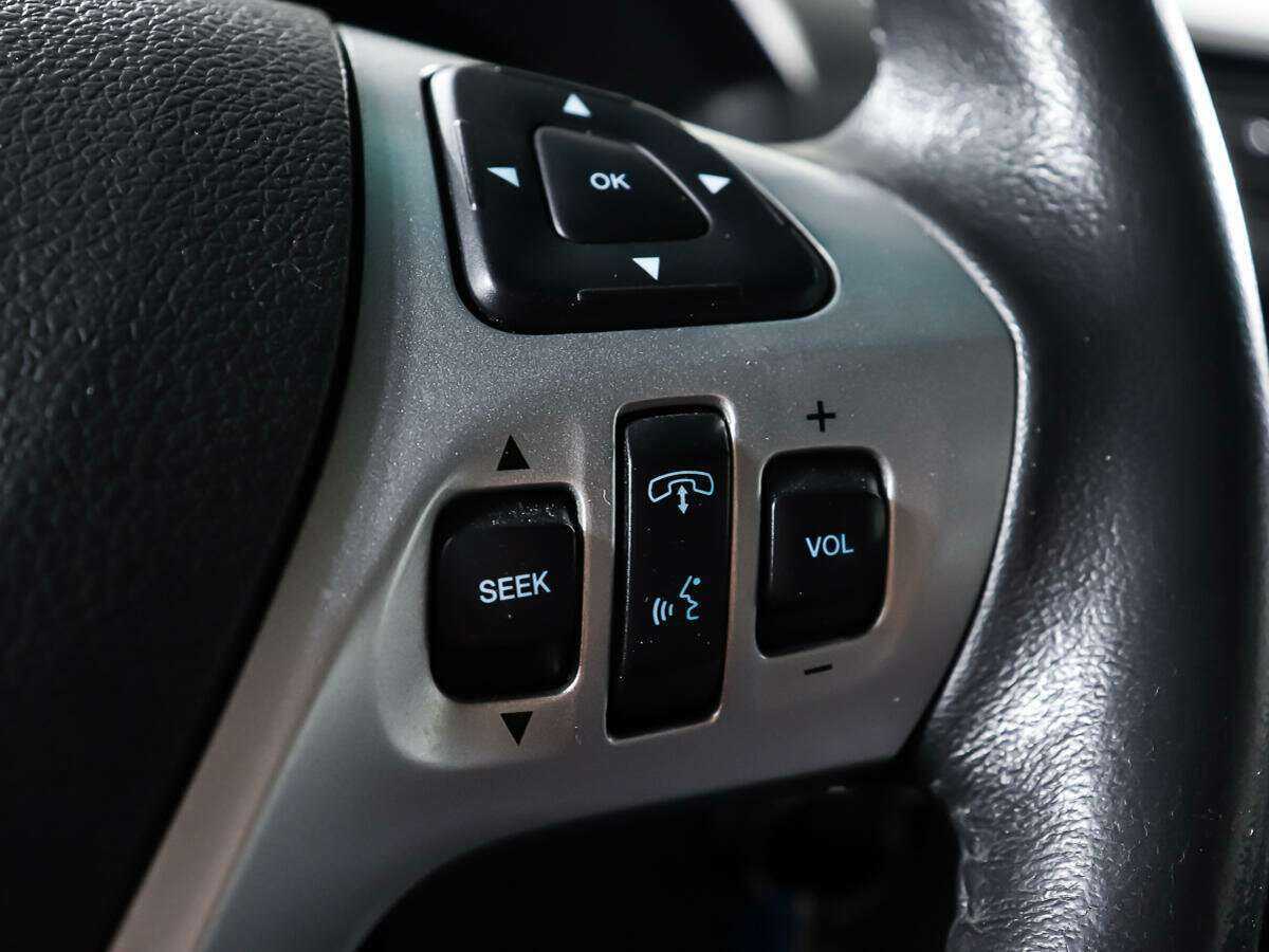 Купить Ford Explorer с пробегом. Фото: #20