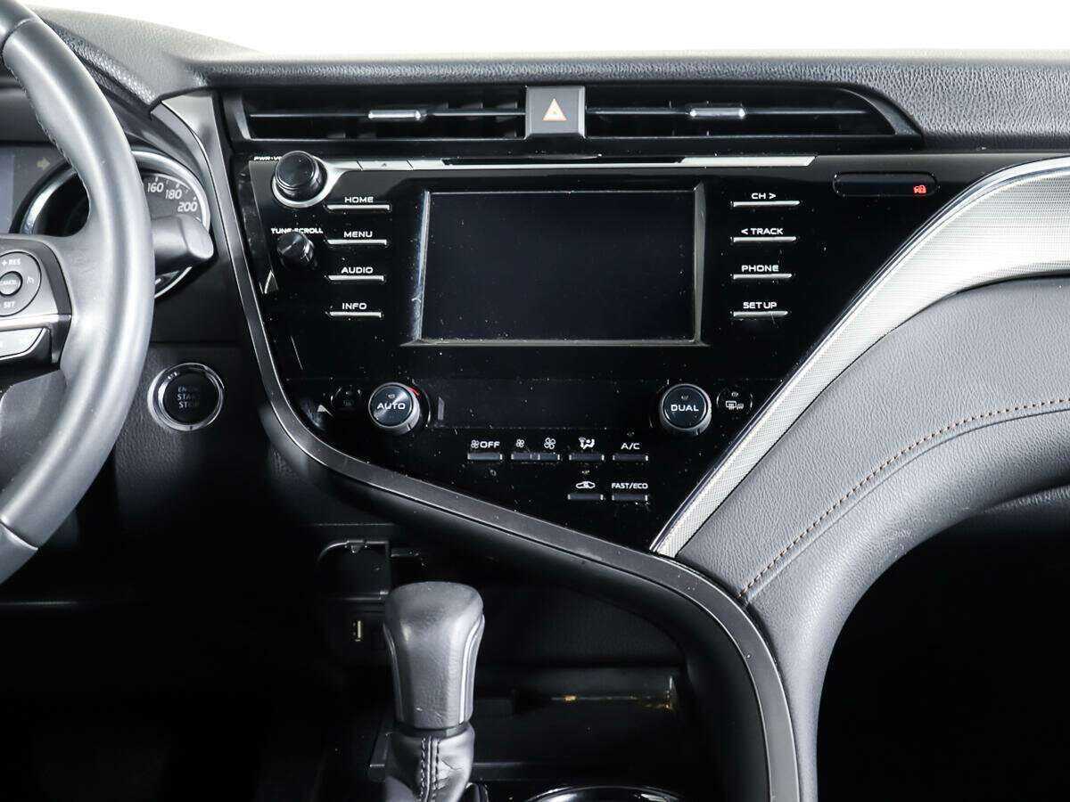 Купить Toyota Camry с пробегом. Фото: #11