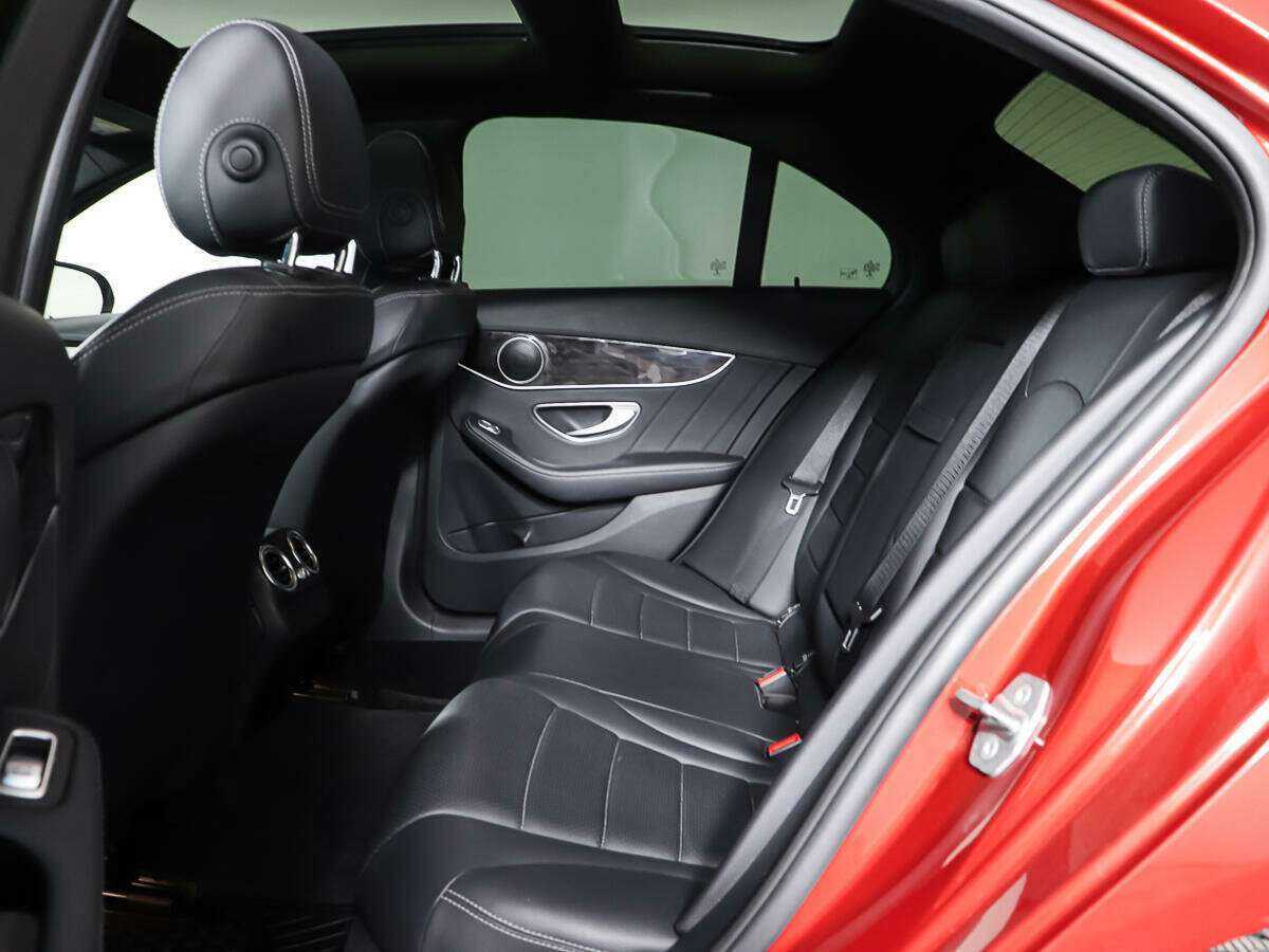 Купить Mercedes-Benz C-Класс с пробегом. Фото: #9