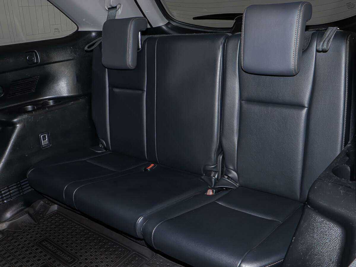 Купить Toyota Highlander с пробегом. Фото: #8