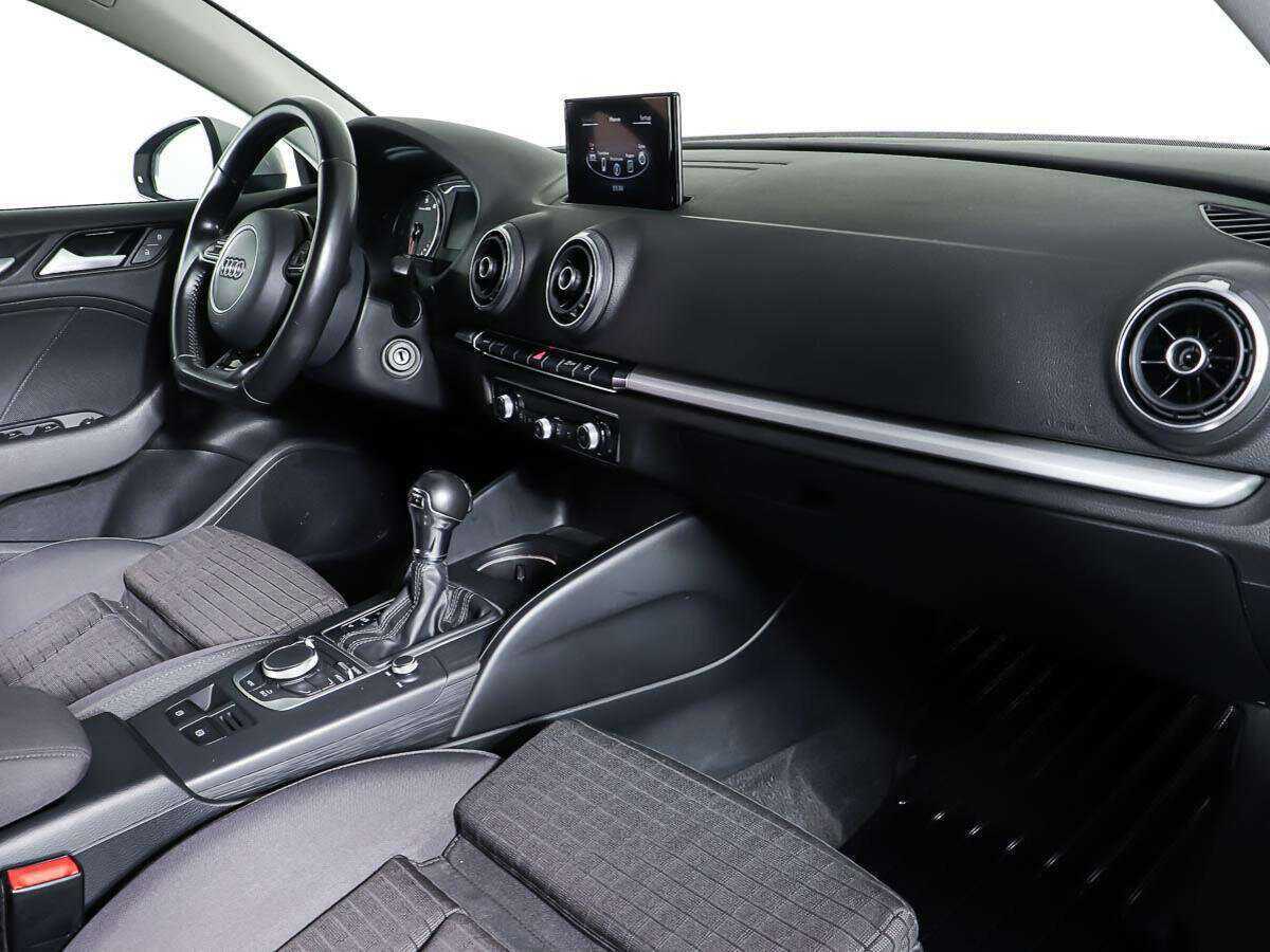 Купить Audi A3 с пробегом. Фото: #7