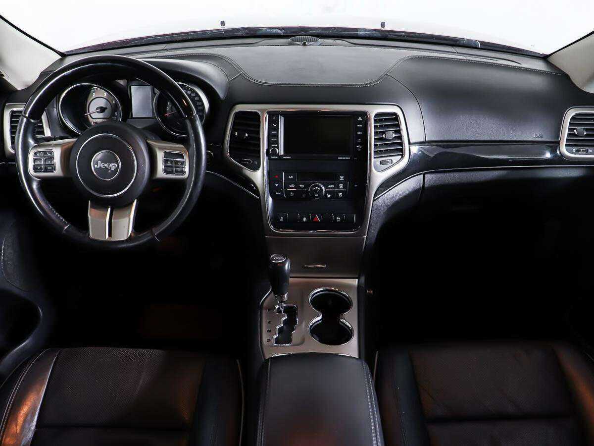 Купить Jeep Grand Cherokee с пробегом. Фото: #10