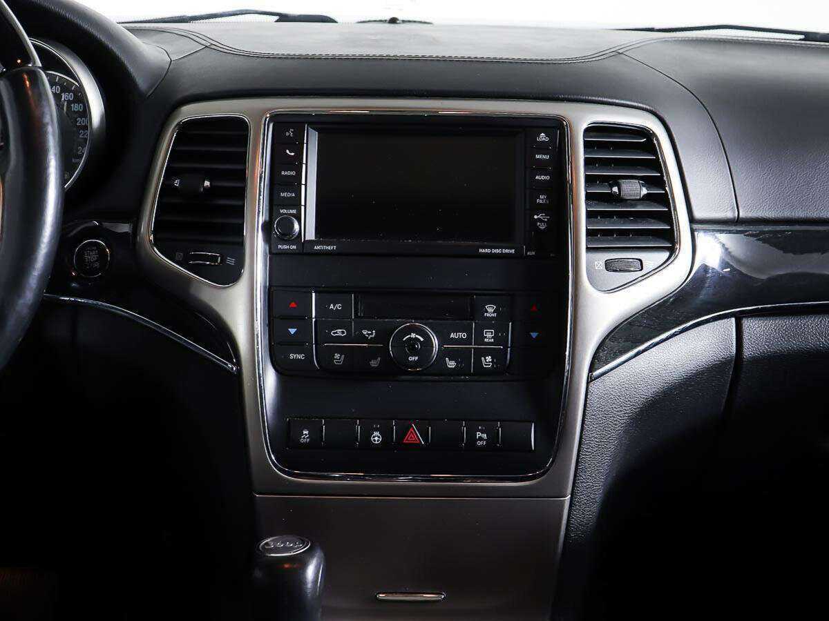 Купить Jeep Grand Cherokee с пробегом. Фото: #11