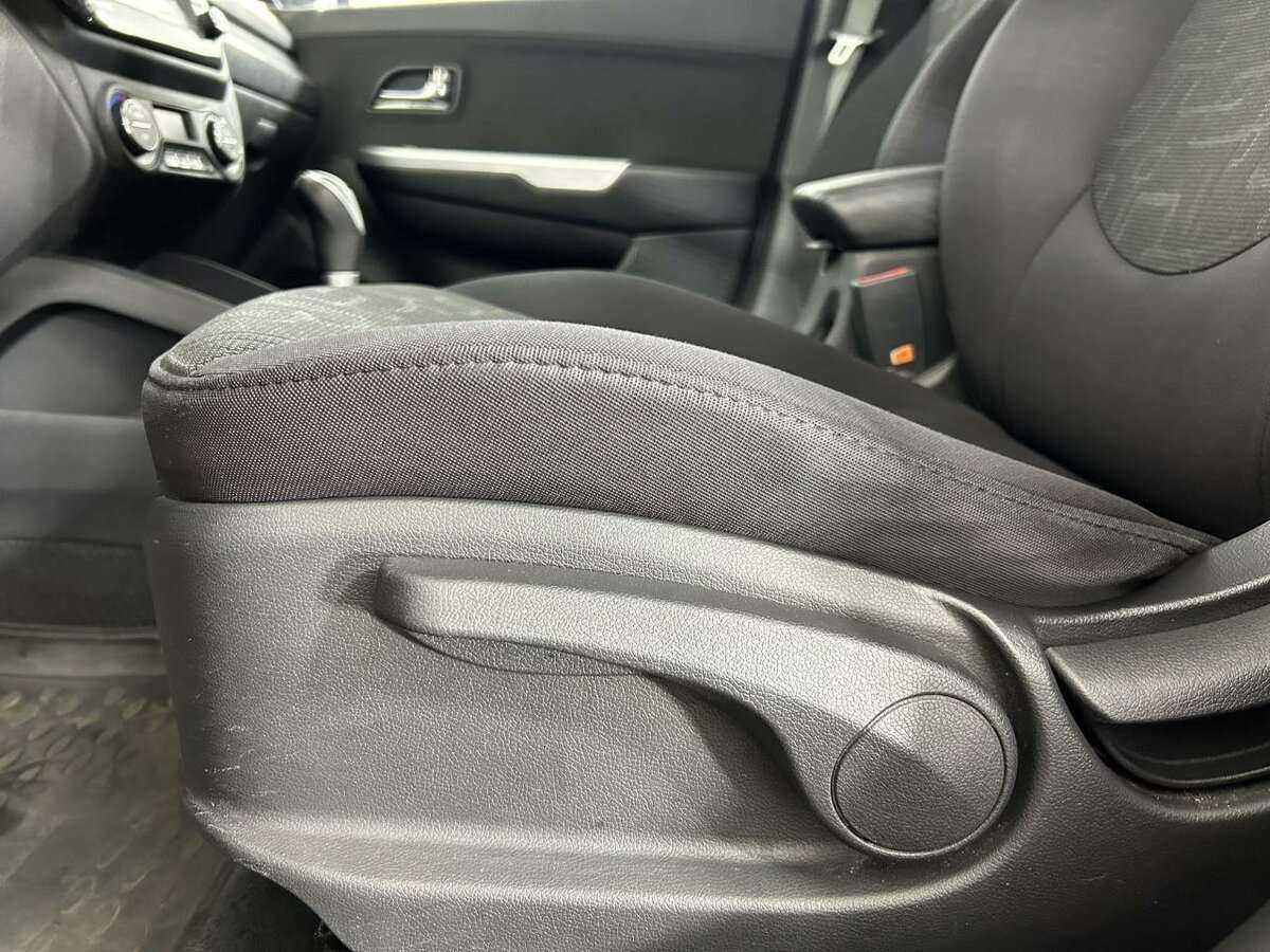 Купить Kia Rio с пробегом. Фото: #9