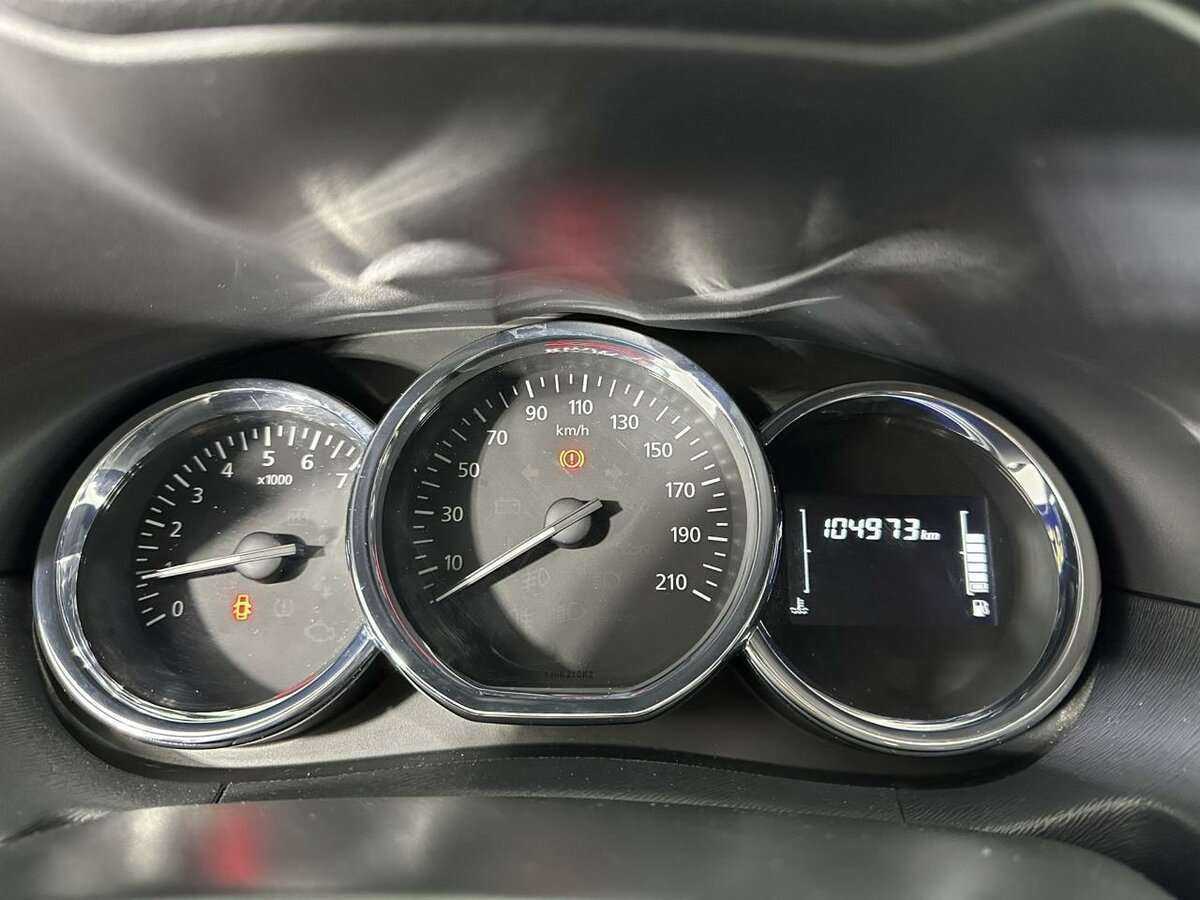 Купить Nissan Terrano с пробегом. Фото: #9