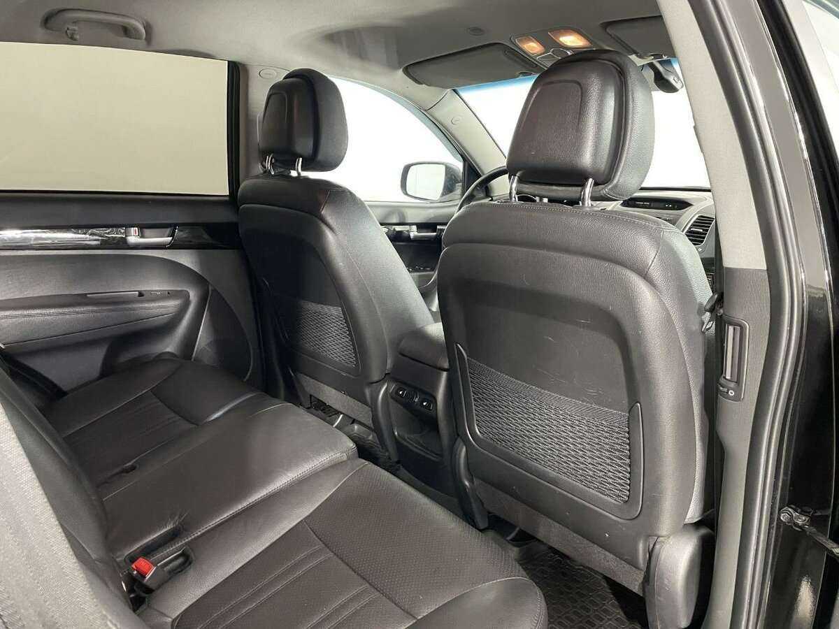 Купить Kia Sorento с пробегом. Фото: #15