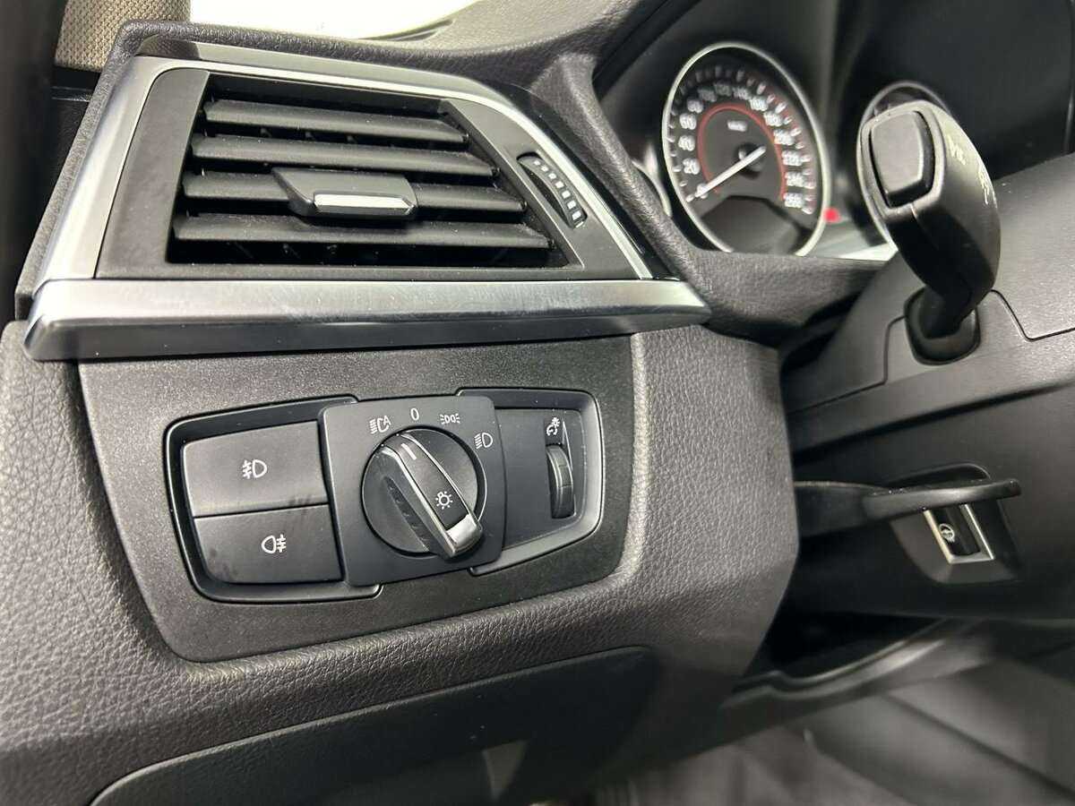 Купить BMW 3 серии с пробегом. Фото: #8