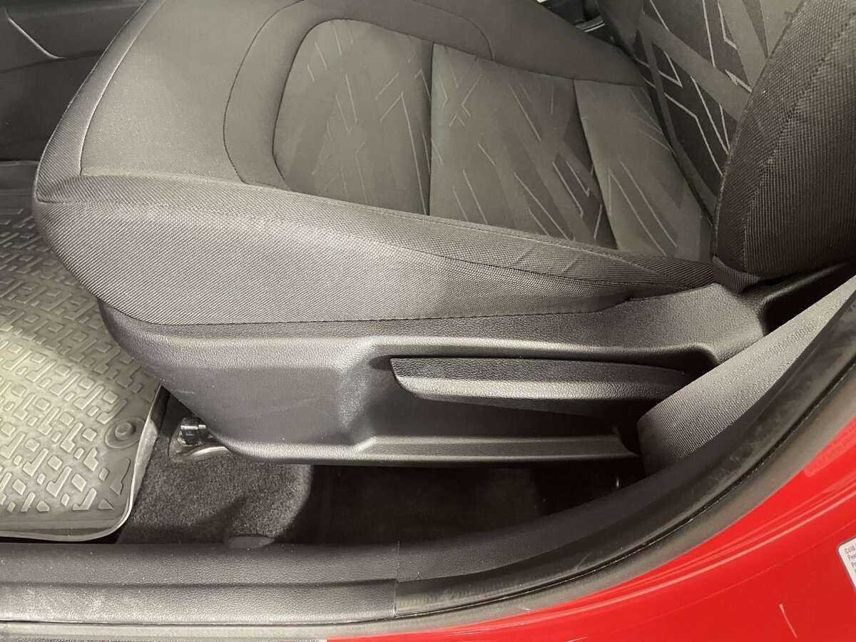 Купить Kia Ceed с пробегом. Фото: #9