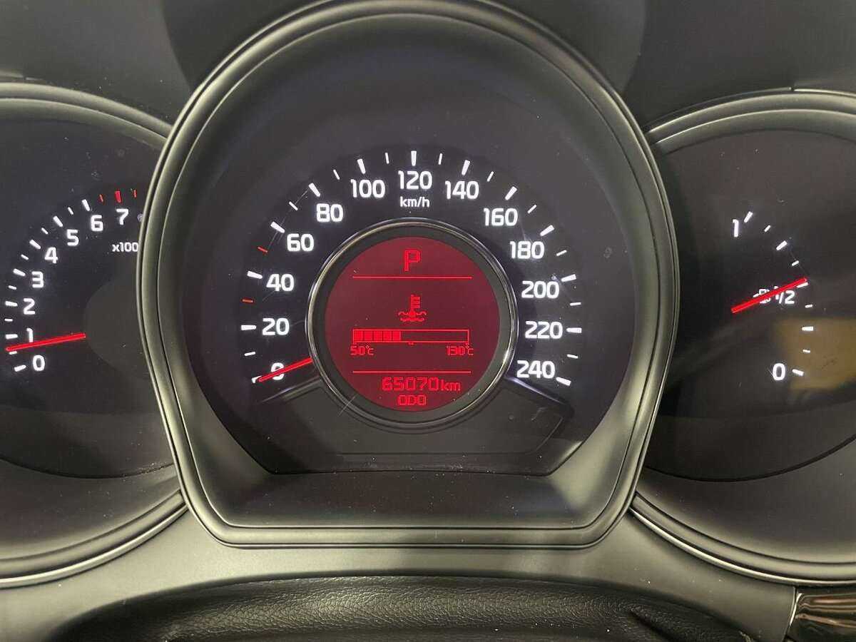 Купить Kia Ceed с пробегом. Фото: #10