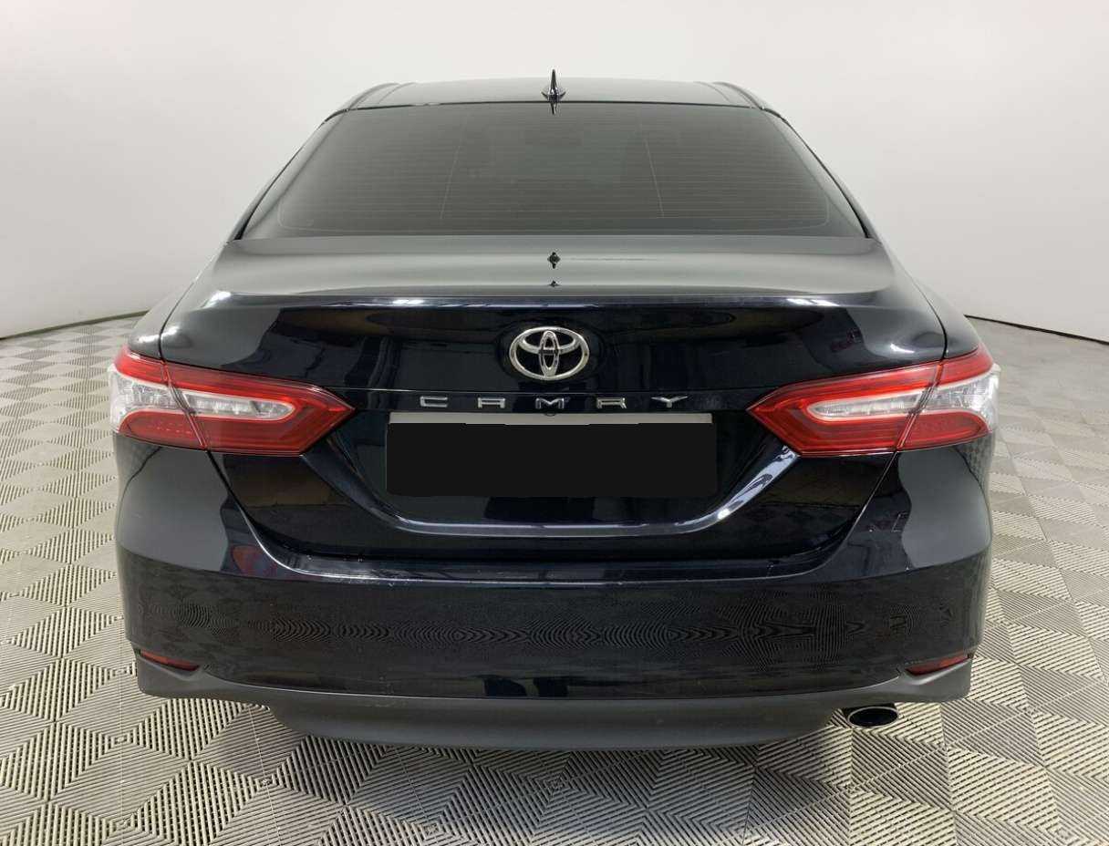 Купить Toyota Camry с пробегом. Фото: #4