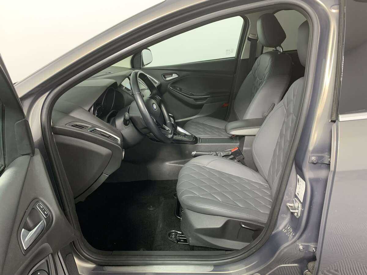 Купить Ford Focus с пробегом. Фото: #11