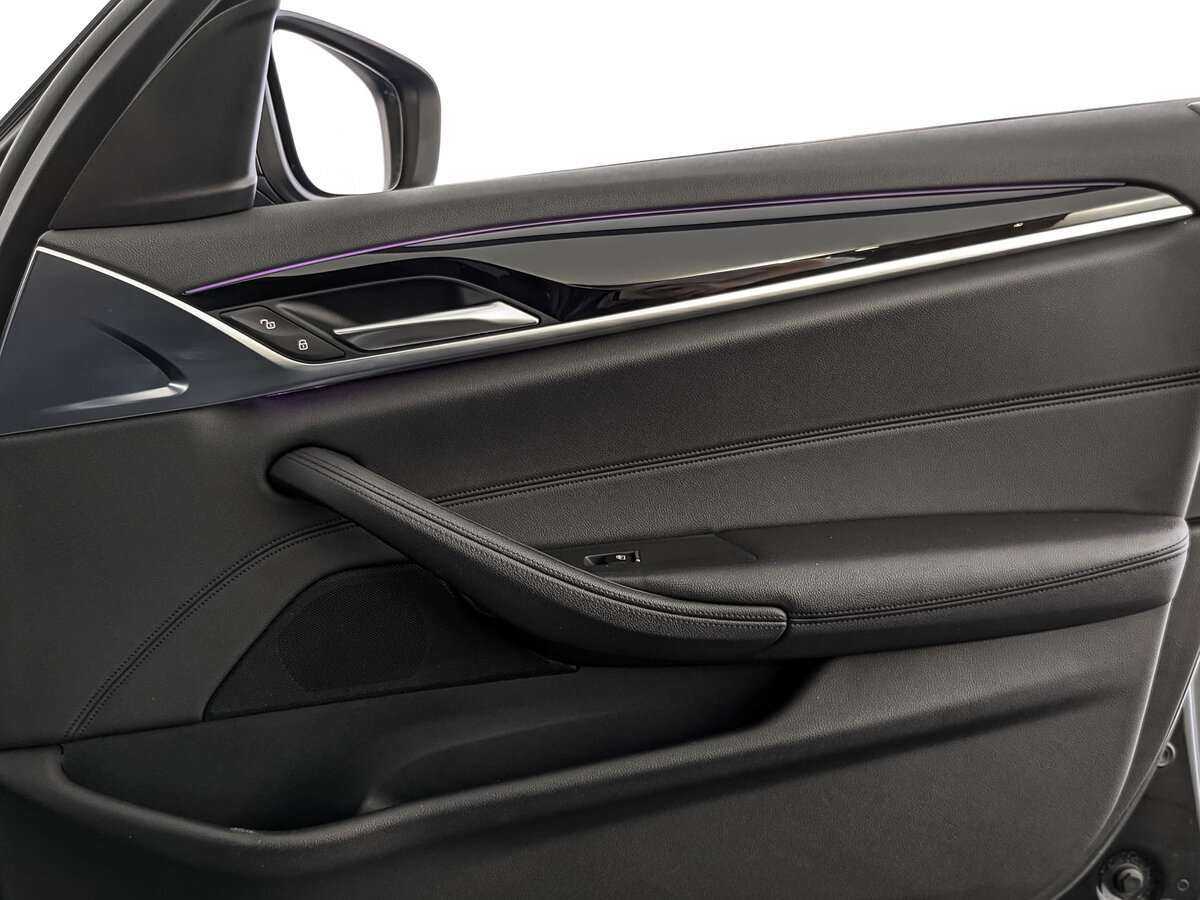 Купить BMW 5 серии с пробегом. Фото: #20