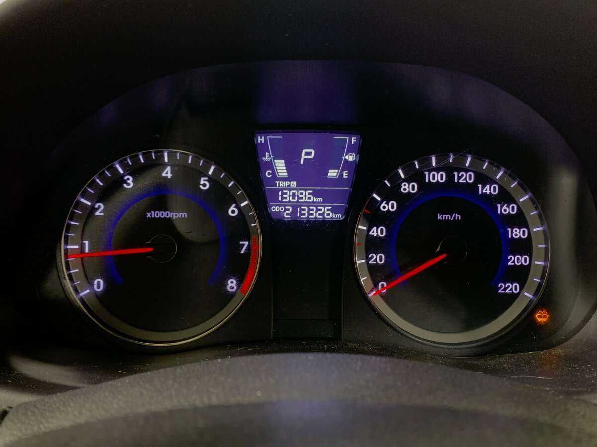 Купить Hyundai Solaris с пробегом. Фото: #11