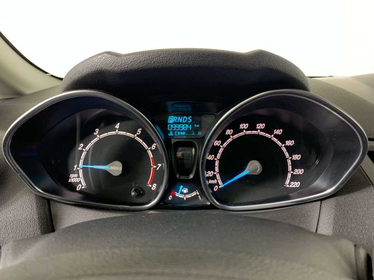 Купить Ford Fiesta с пробегом. Фото: #14