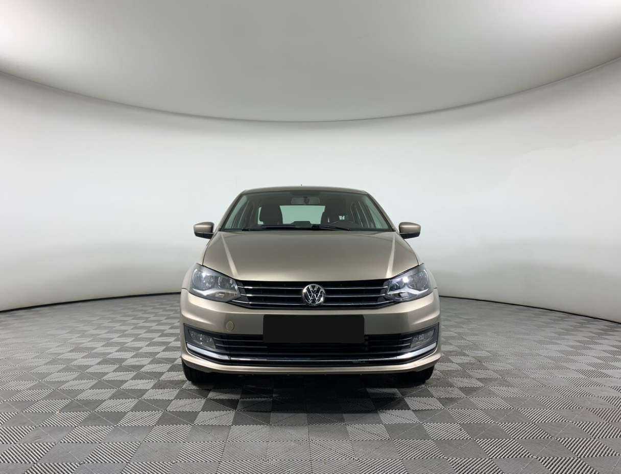 Купить Volkswagen Polo с пробегом. Фото: #1