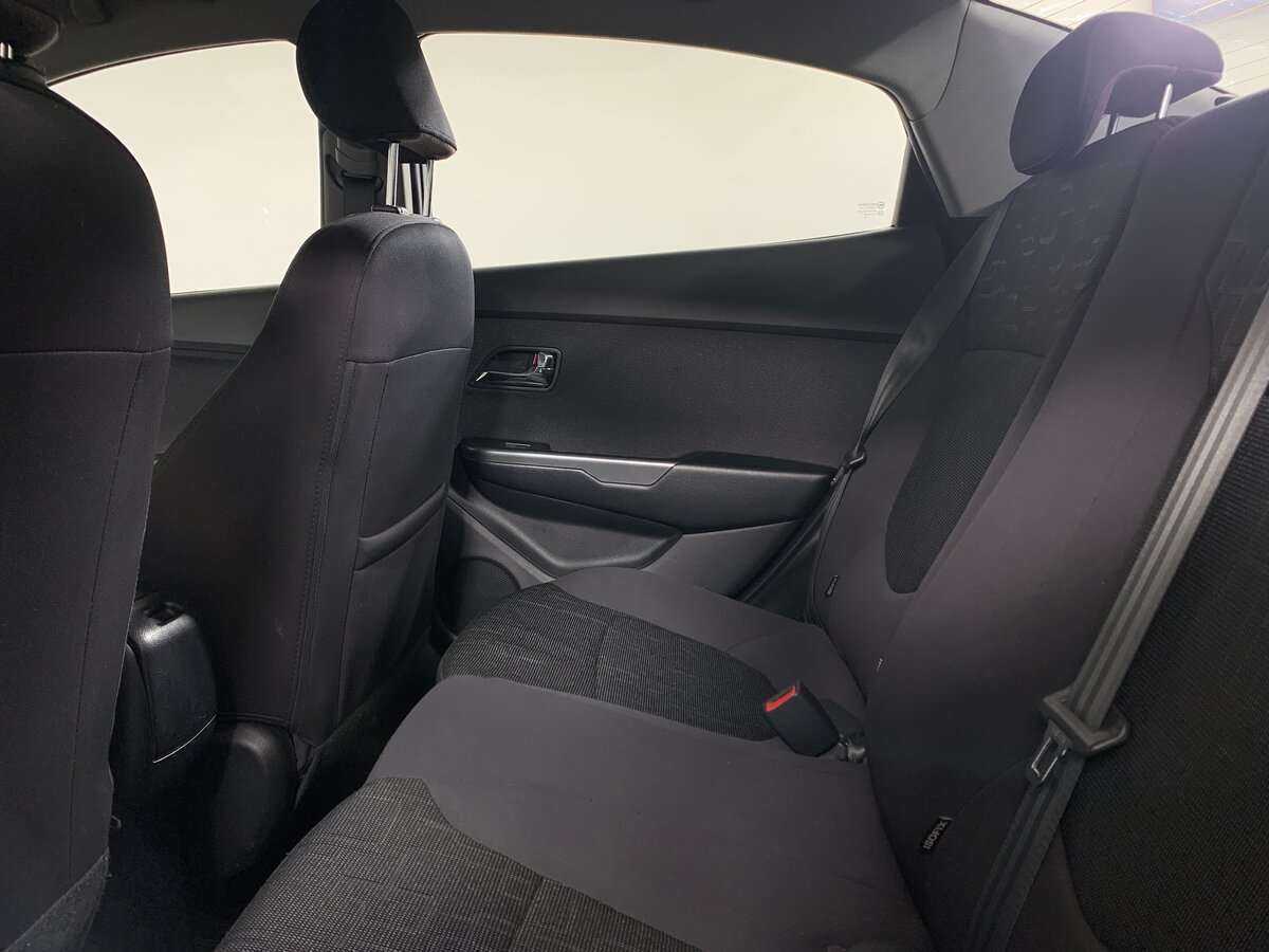 Купить Kia Rio с пробегом. Фото: #18