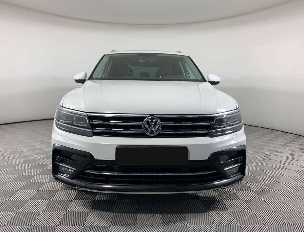 Купить Volkswagen Tiguan с пробегом. Фото: #1