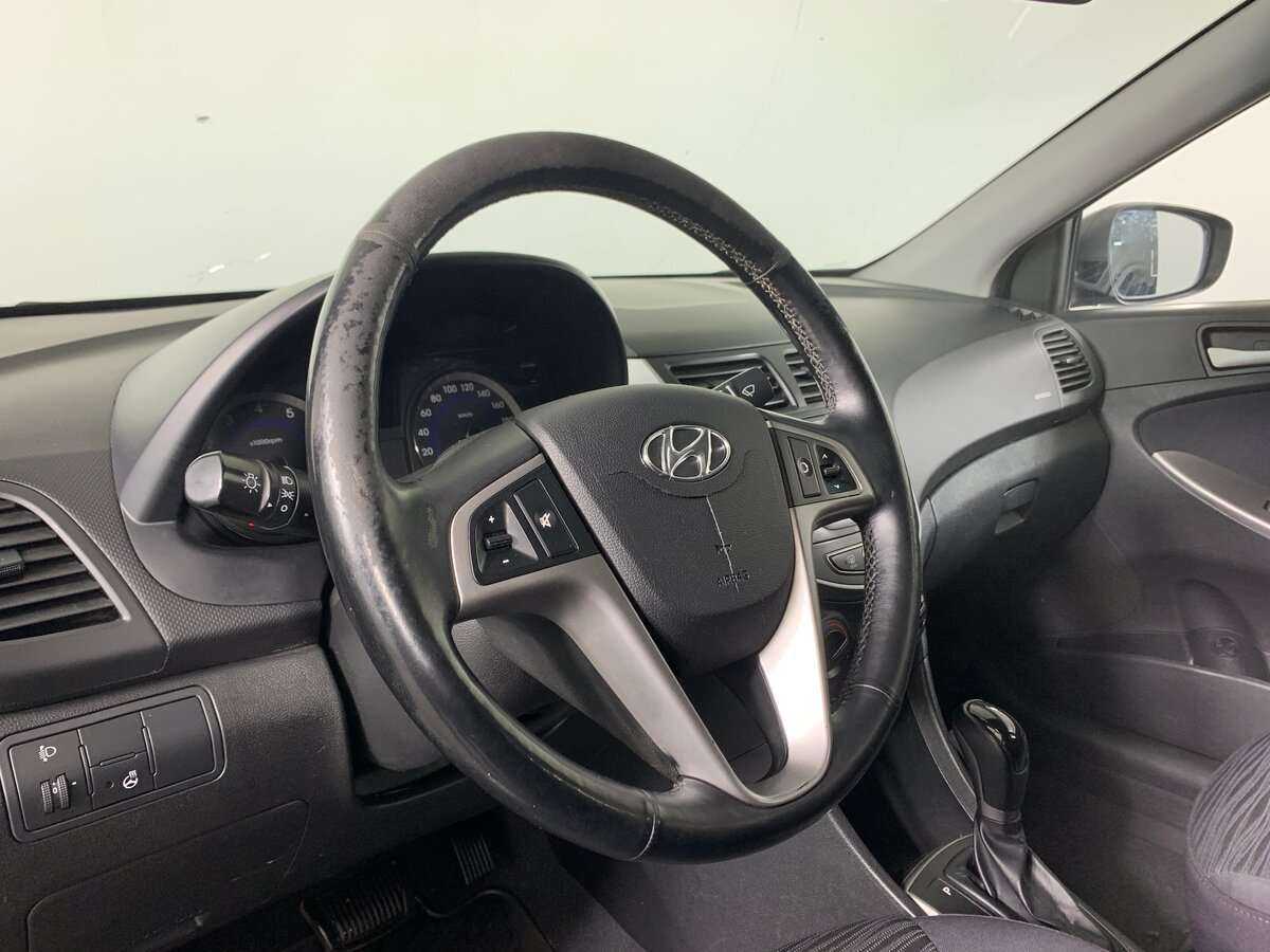 Купить Hyundai Solaris с пробегом. Фото: #8