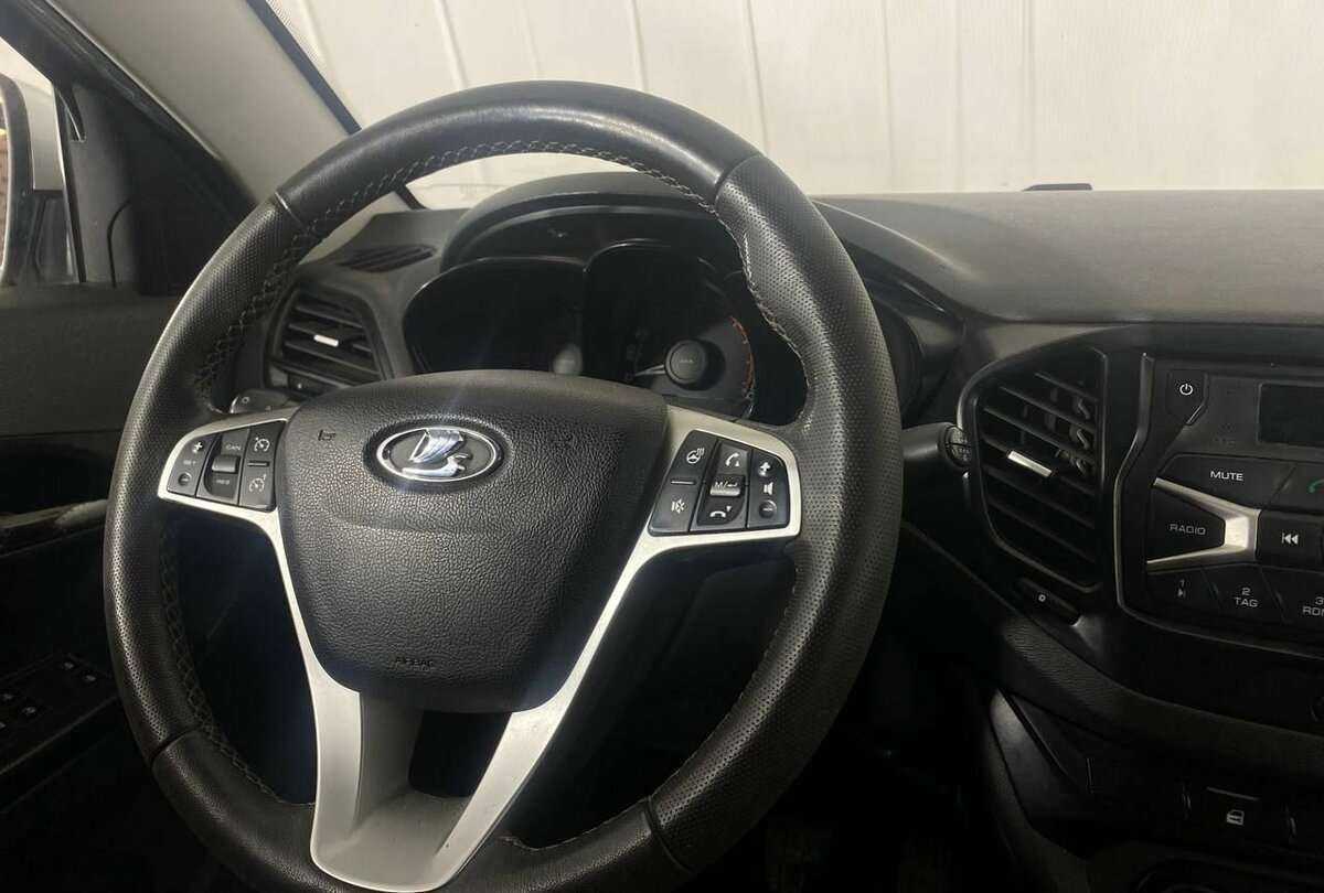 Купить Lada (ВАЗ) Vesta с пробегом. Фото: #7