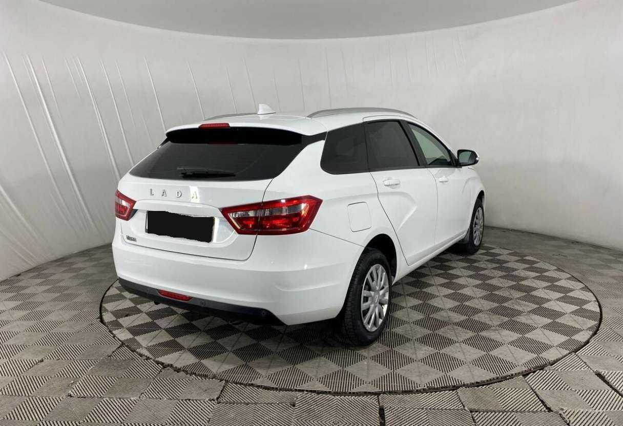 Купить Lada (ВАЗ) Vesta с пробегом. Фото: #4