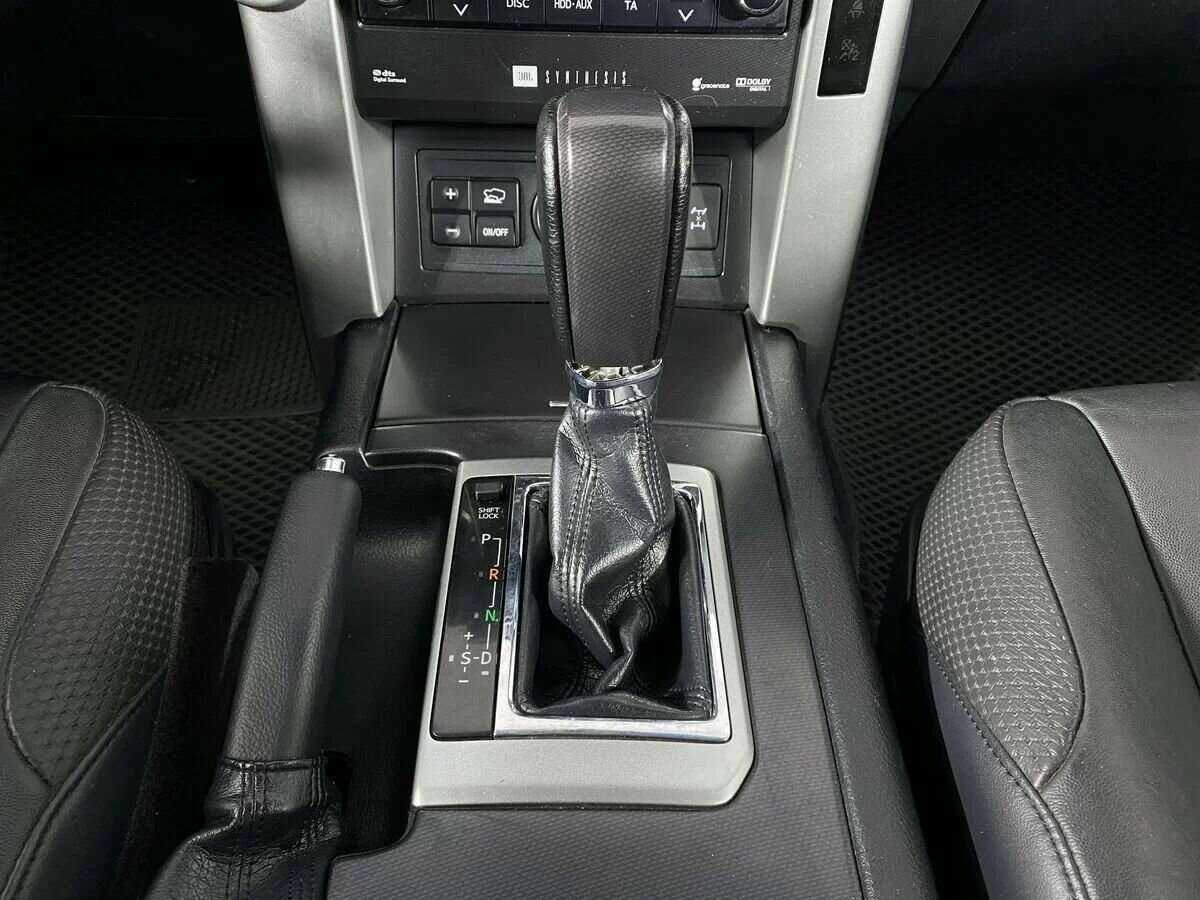 Купить Toyota Land Cruiser Prado с пробегом. Фото: #11