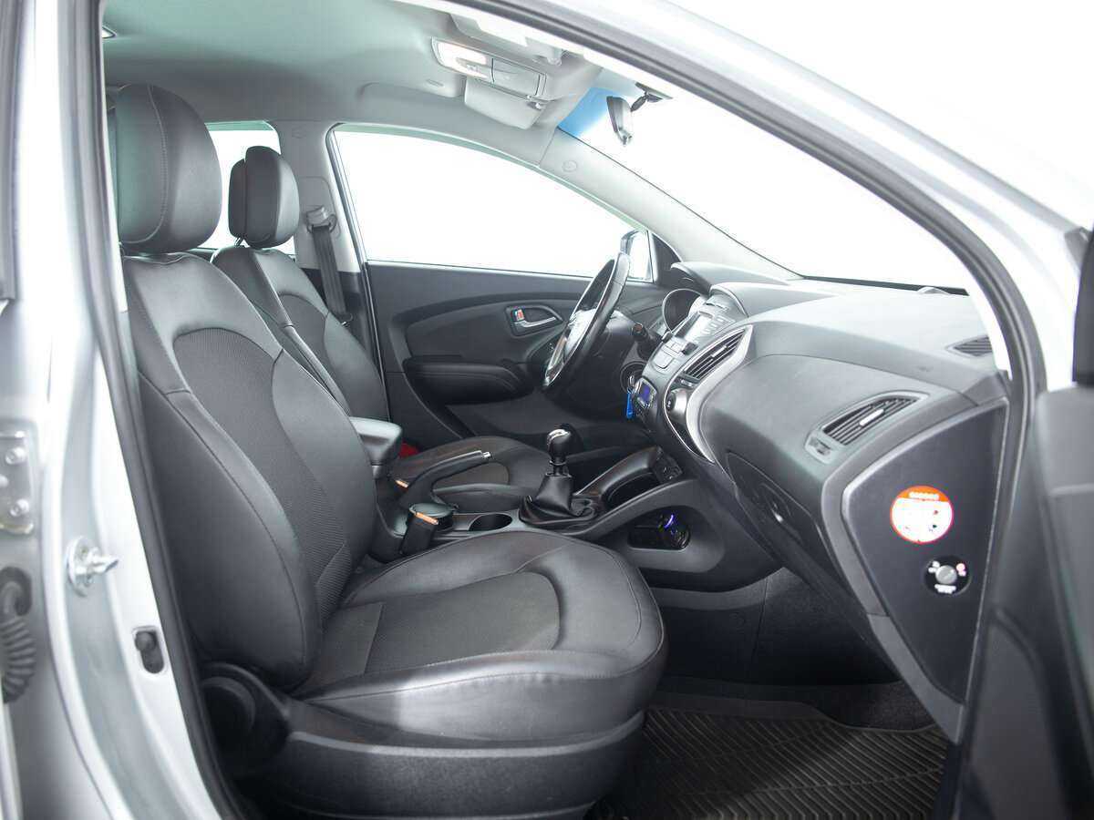 Купить Hyundai ix35 с пробегом. Фото: #14