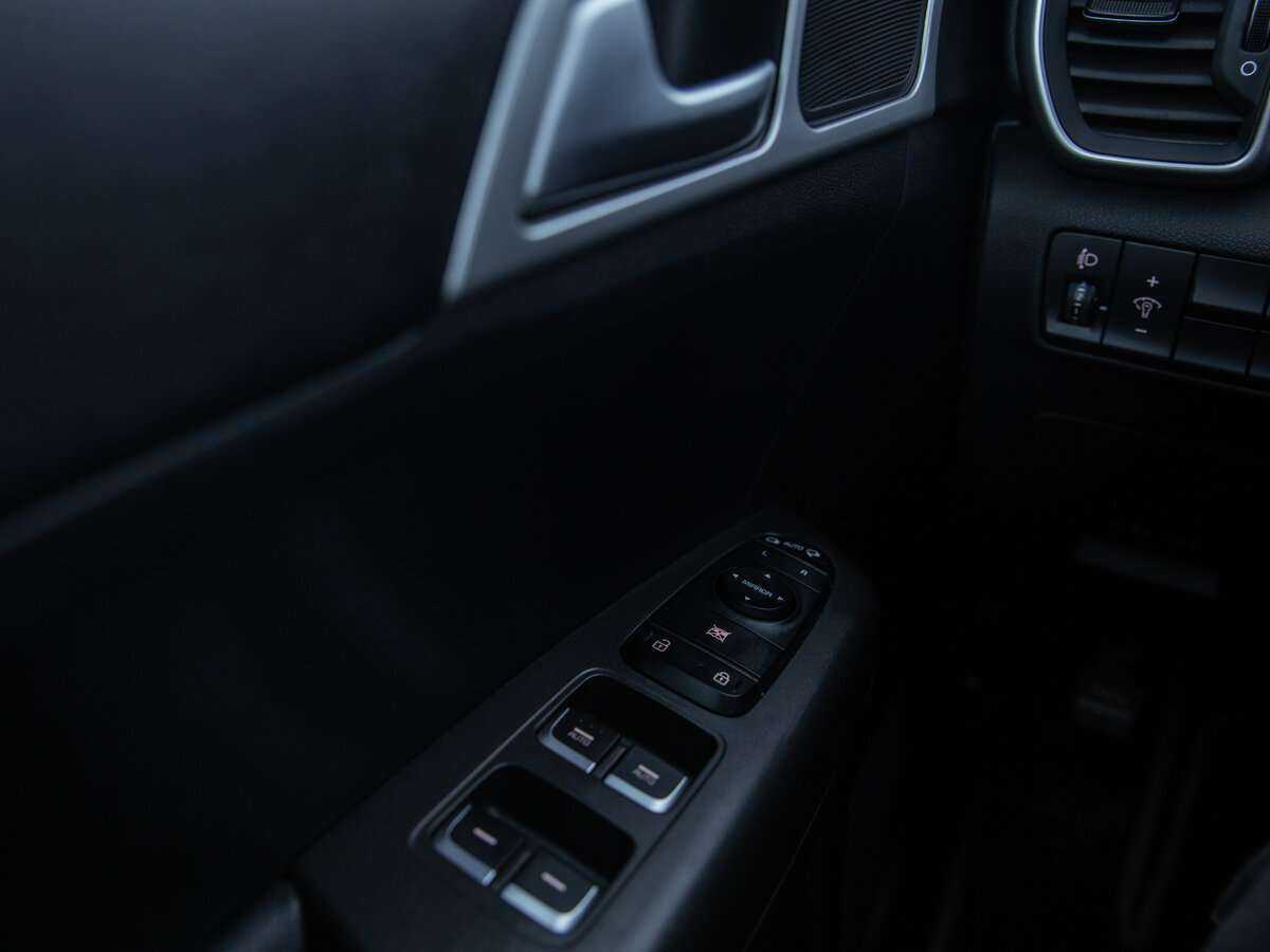 Купить Kia Sportage с пробегом. Фото: #15