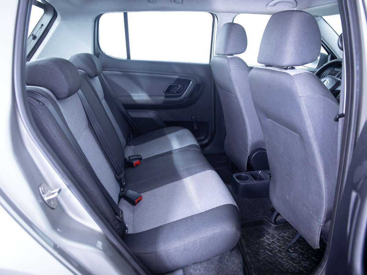 Купить Skoda Fabia с пробегом. Фото: #8