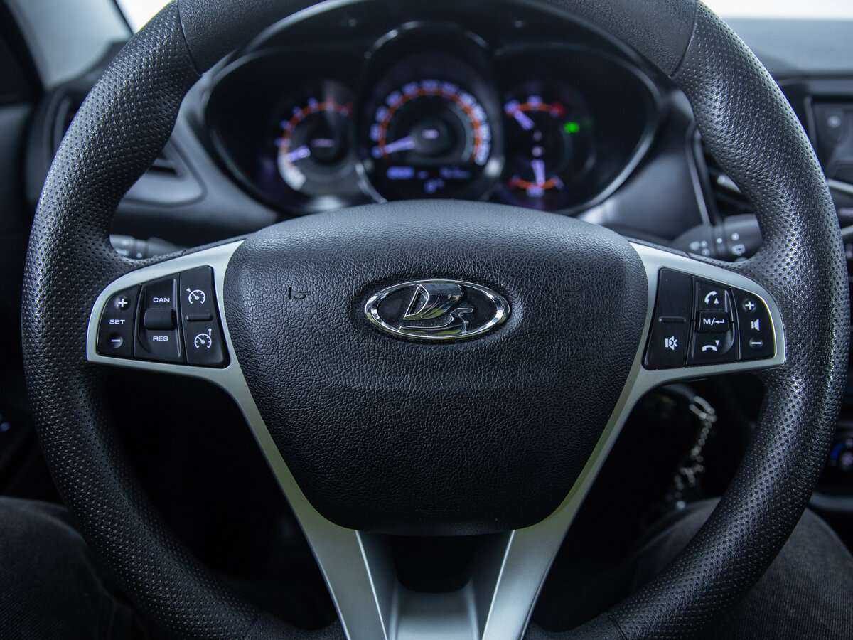 Купить Lada (ВАЗ) Vesta с пробегом. Фото: #8