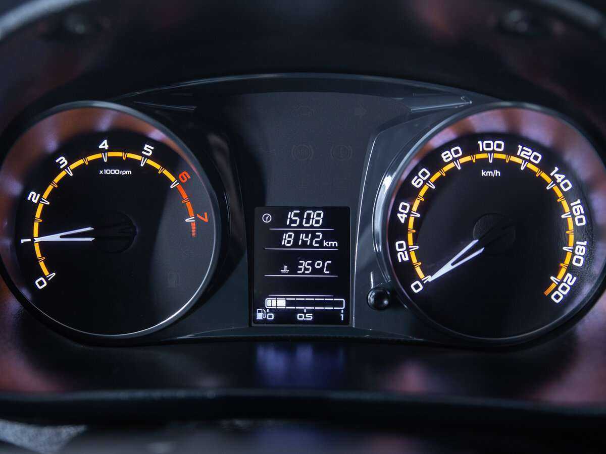 Купить Lada (ВАЗ) Granta с пробегом. Фото: #9