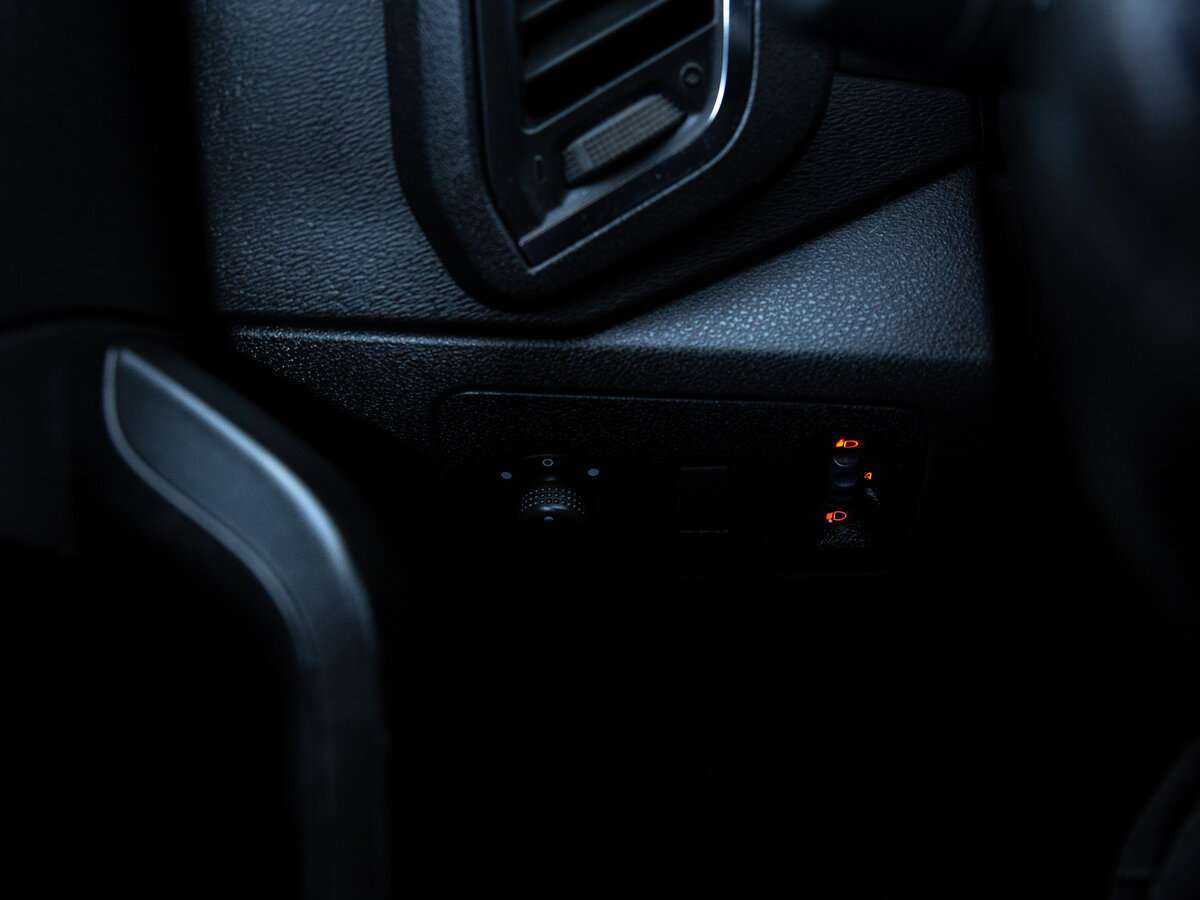 Купить Lada (ВАЗ) XRAY с пробегом. Фото: #13