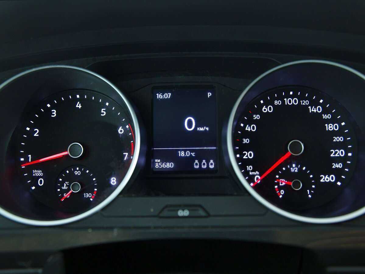 Купить Volkswagen Tiguan с пробегом. Фото: #13