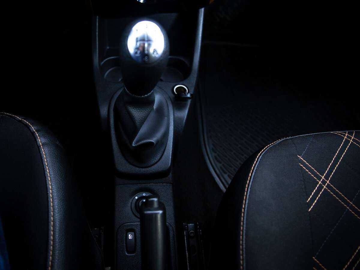 Купить Lada (ВАЗ) Largus с пробегом. Фото: #15