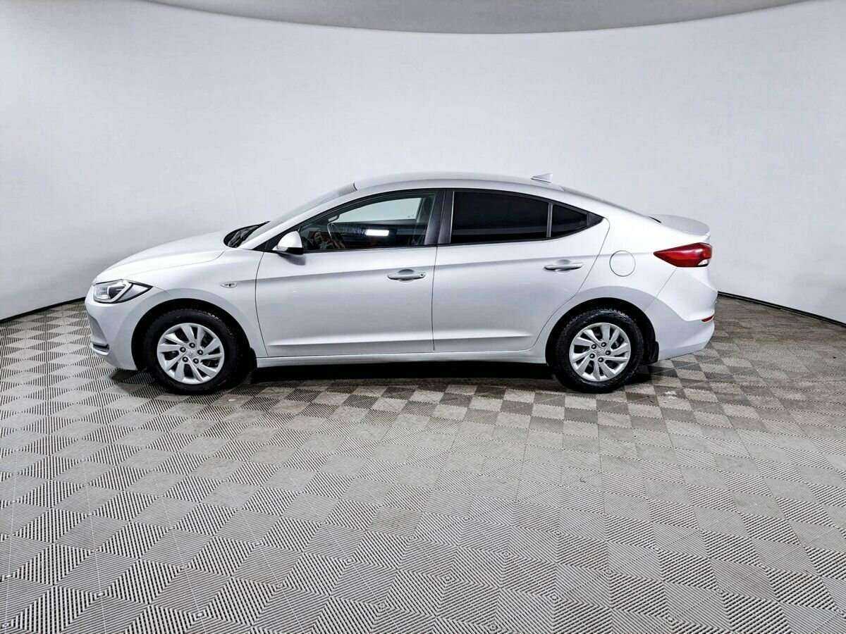 Купить Hyundai Elantra с пробегом. Фото: #7