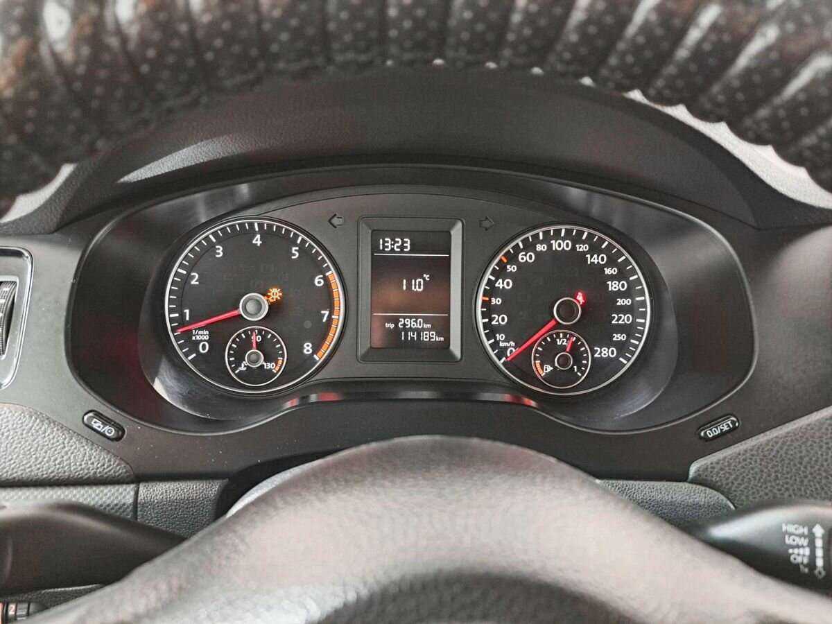 Купить Volkswagen Jetta с пробегом. Фото: #12