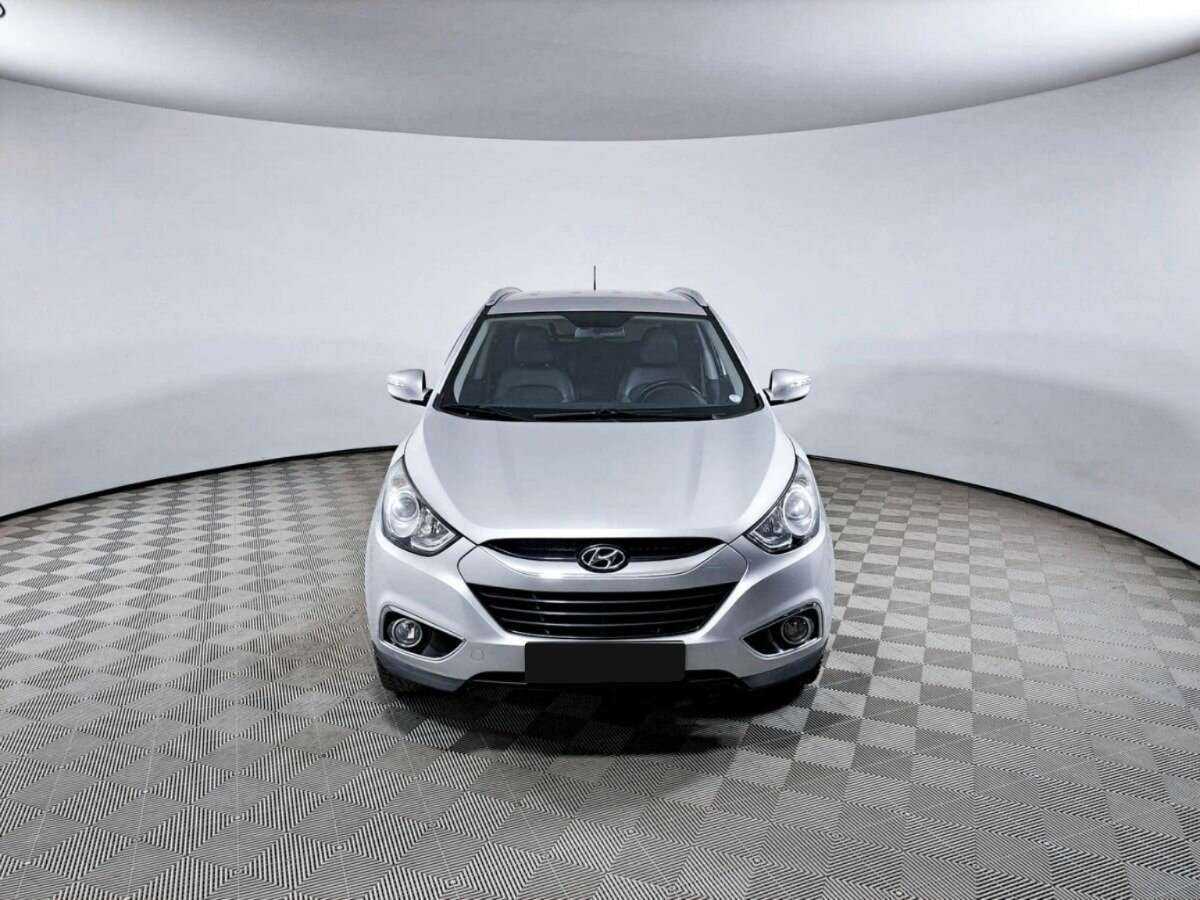 Купить Hyundai ix35 с пробегом. Фото: #1