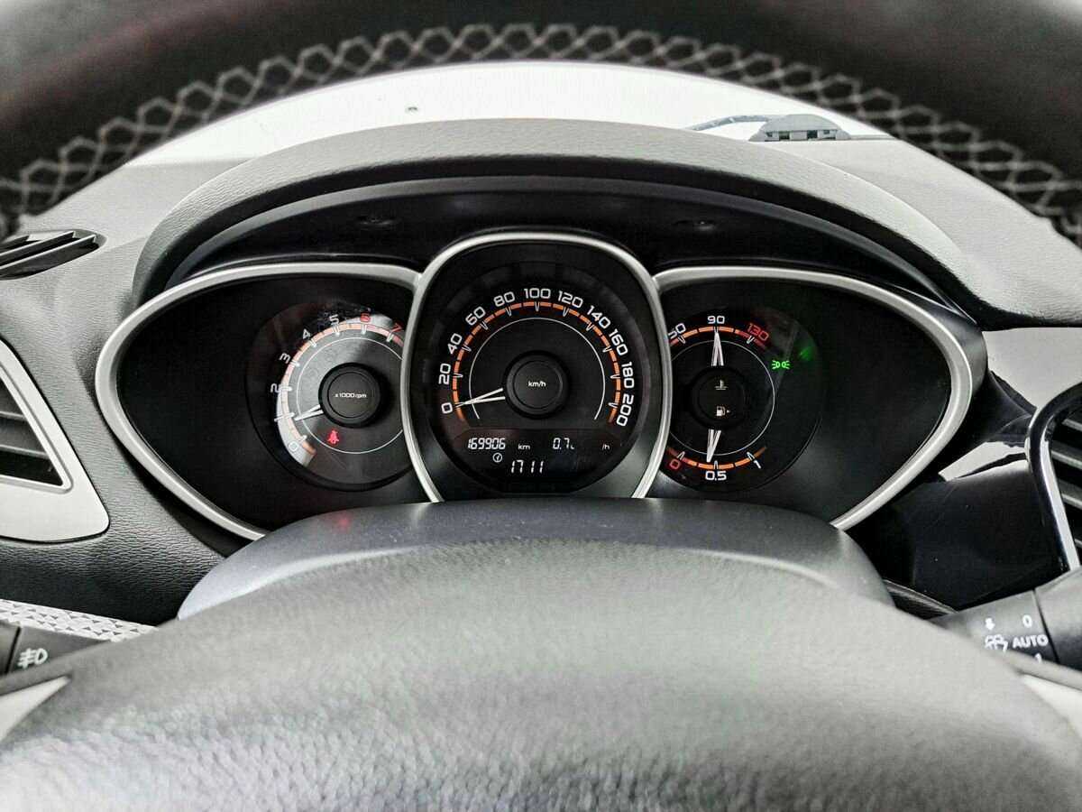 Купить Lada (ВАЗ) Vesta с пробегом. Фото: #12