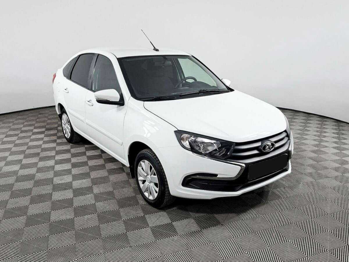 Купить Lada (ВАЗ) Granta с пробегом. Фото: #2