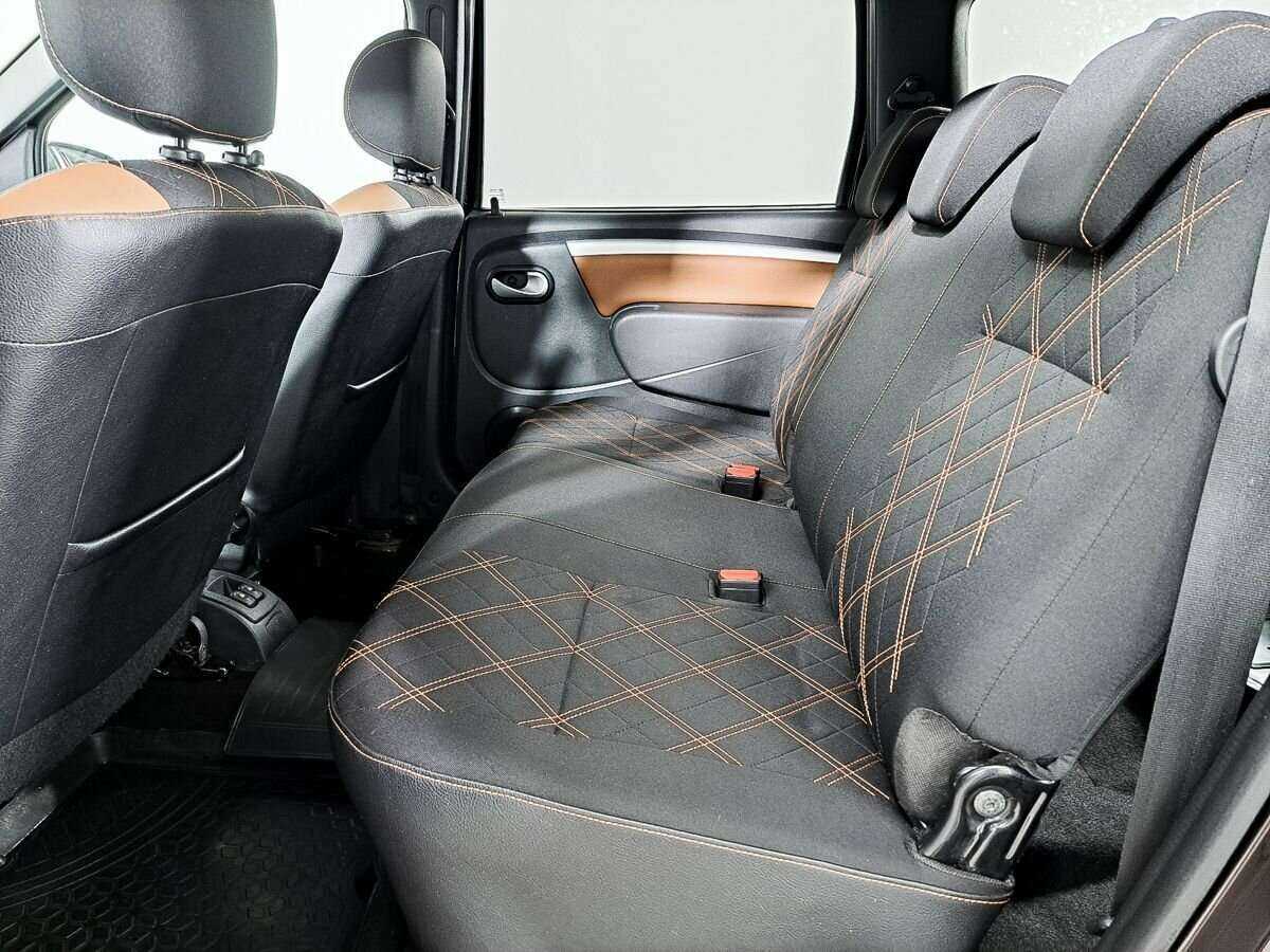 Купить Lada (ВАЗ) Largus с пробегом. Фото: #11