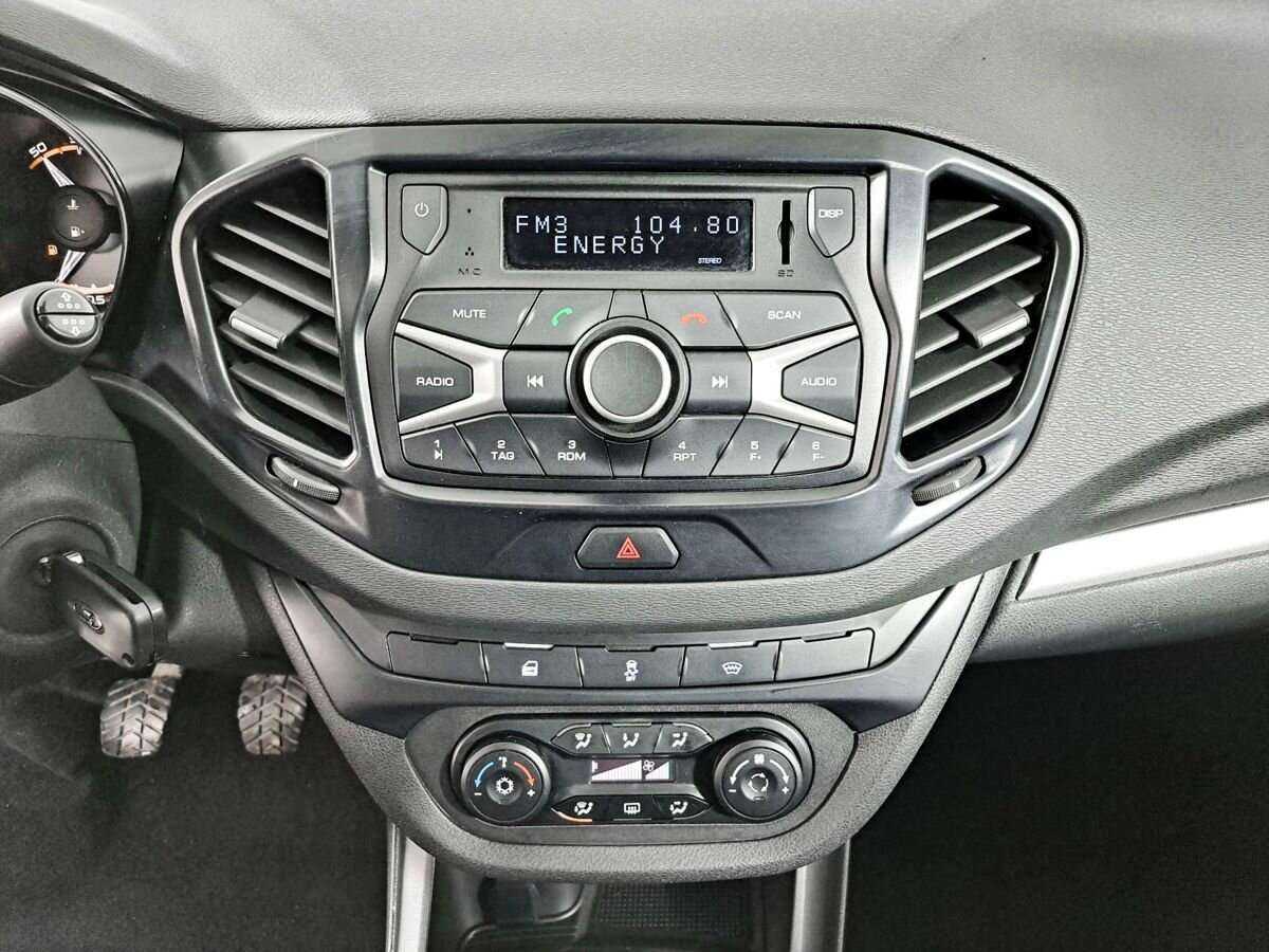 Купить Lada (ВАЗ) Vesta с пробегом. Фото: #12