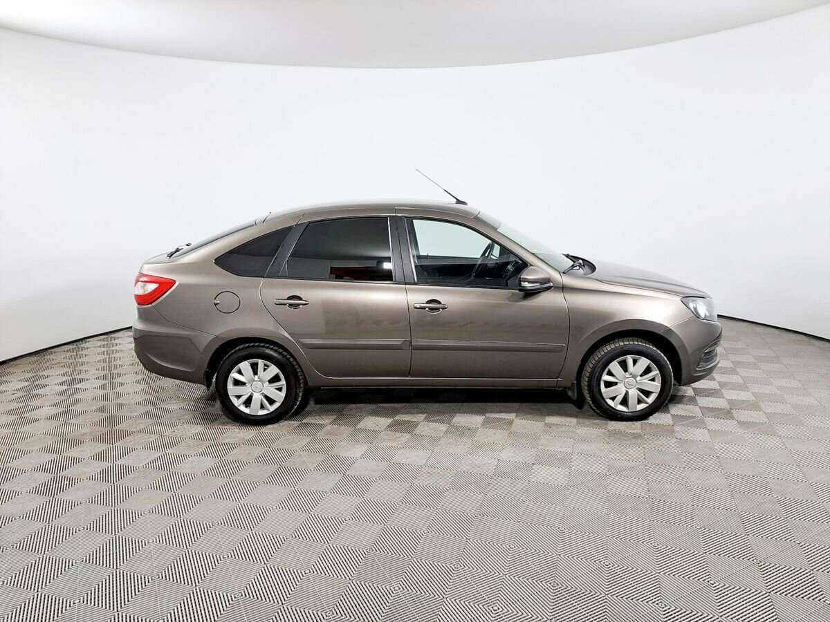 Купить Lada (ВАЗ) Granta с пробегом. Фото: #3