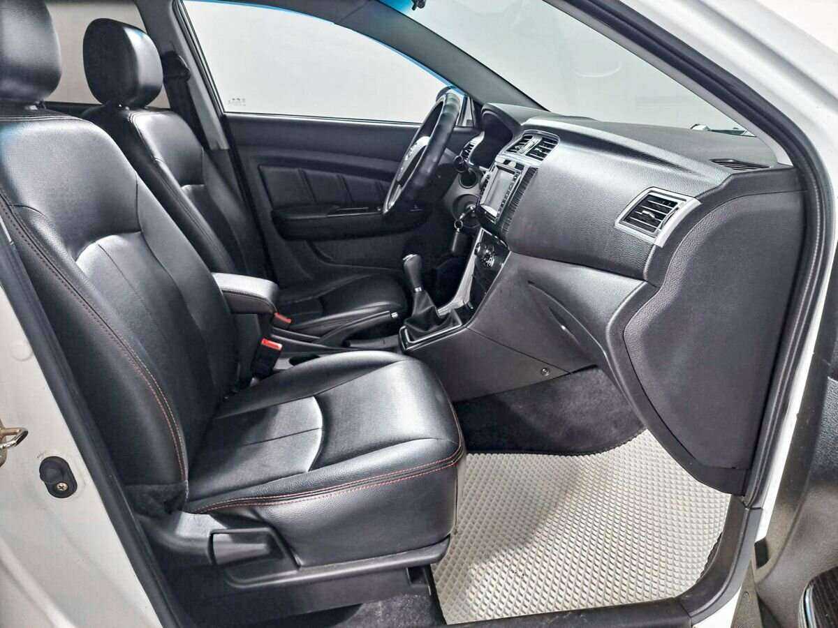 Купить Lifan Solano с пробегом. Фото: #8