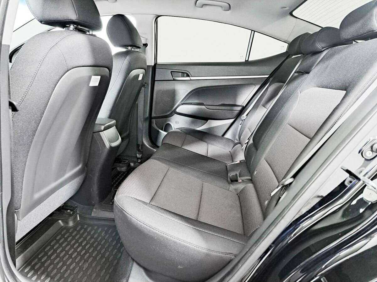 Купить Hyundai Elantra с пробегом. Фото: #8