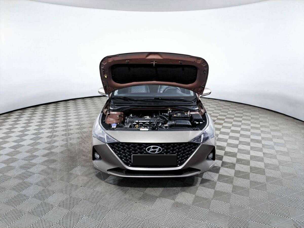 Купить Hyundai Solaris с пробегом. Фото: #8