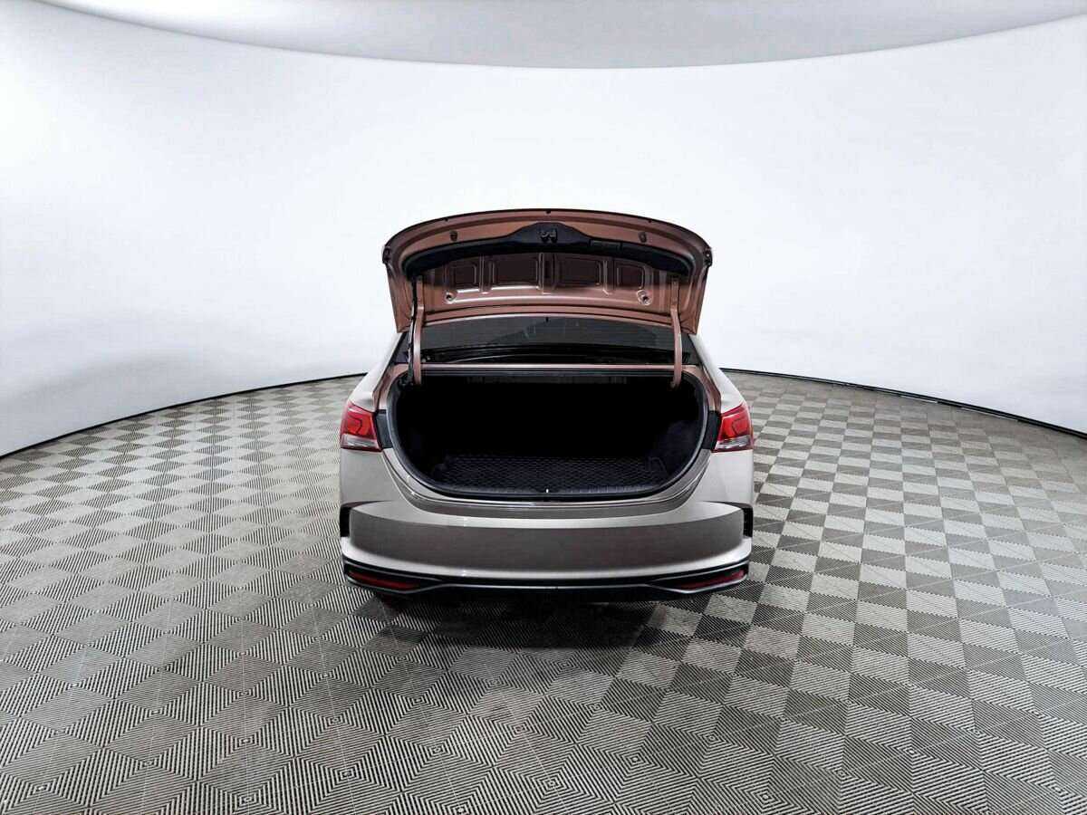 Купить Hyundai Solaris с пробегом. Фото: #9