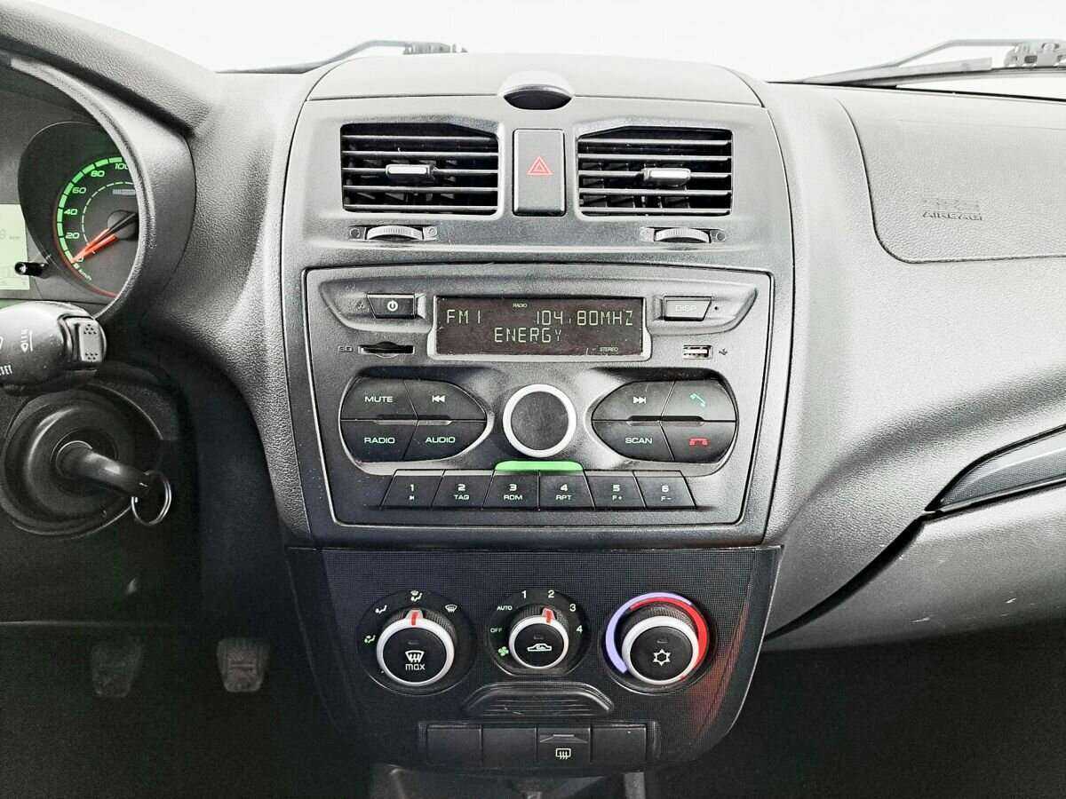 Купить Lada (ВАЗ) Kalina с пробегом. Фото: #12