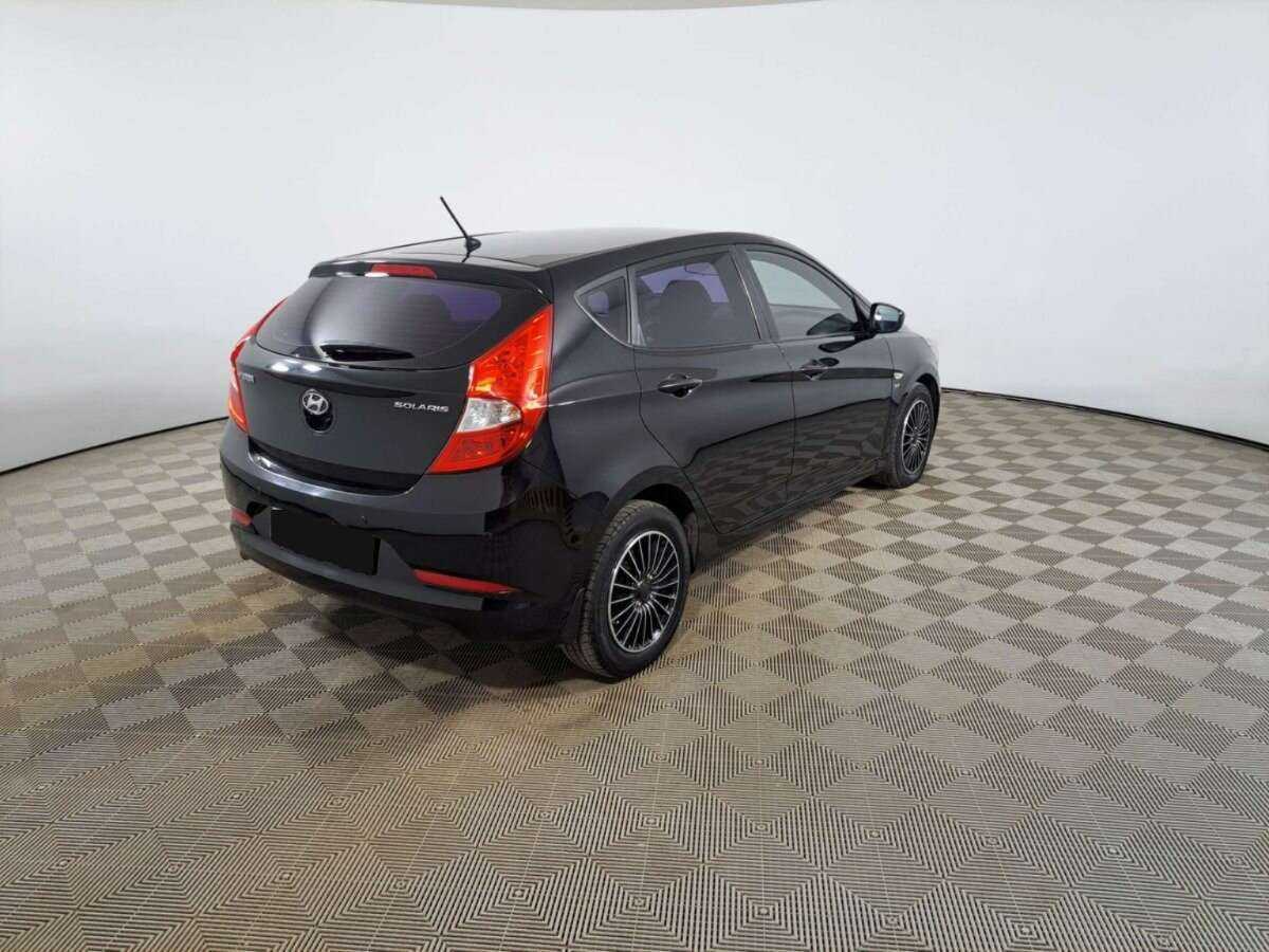 Купить Hyundai Solaris с пробегом. Фото: #4