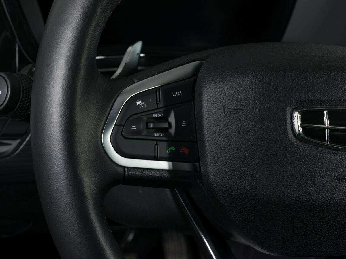 Купить Geely Tugella с пробегом. Фото: #12